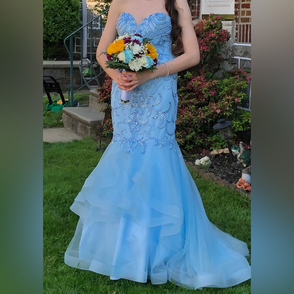 Mermaid style gown size 4- baby blue color